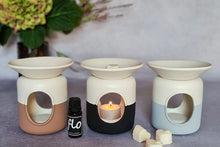Load image into Gallery viewer, Ceramic two-tone Scandinavian style wax melter